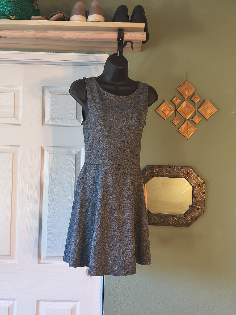 H&M Divided Heather Grey Sleeveless Skater Dress V-Back Size 6